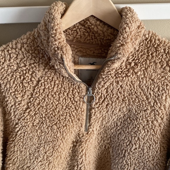Hollister Teddy Pull Over Sweater Tan Brown Size small - Picture 3 of 15